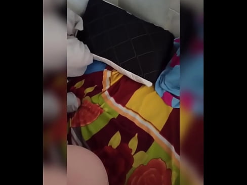 ❤️ Mwenzangu anakaa peke yake nyumbani kwa sababu mume wake anaenda likizo na mimi huchukua nafasi hiyo kumlamba na kumjaza maziwa. Pono ya Kirusi ❌️❤